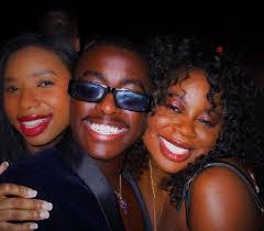 Alyssa Aguiar's Instagram, Twitter & Facebook