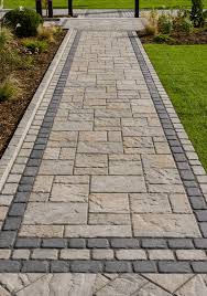 This Walkway Landscaping Idea Is Inspired By Our Blu 60 Slate Aged Slab This Patio Slab Is A More Rugged Vers Walkway Landscaping Backyard Walkway Patio Slabs