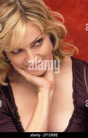 Madonna at the "Swept Away" press conference October 7, 2002. (Photo by  Yoram Kahana/Shooting Star/Sipa USA) *** NO US TABLOIDS *** Stock Photo