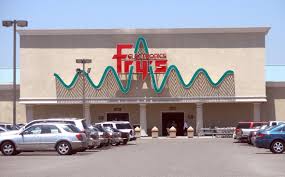 Our goal is give you information about the people behind the phone numbers calling you just need to enter the number, and give us some time to perform the research in our extensive database. Fry S Electronics Stores Soon To Close Seeing Same Fate As Toys R Us Tweaktown
