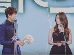 Lee min ho's agency starhaus entertainment has confirmed the actor's relationship with suzy, saying that they two have been dating for one month. Lee Min Ho Bae Suzy Call It Quits Celebs Asz News Asia Stars News
