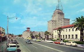Looking North On 1st Avenue Towards Fillmore In The 1950s Phoenix Arizona From A Postcard 1st Avenue Fillmore Westward