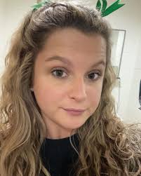 How is Abby Butler for Nutrition class? Does she require a book?