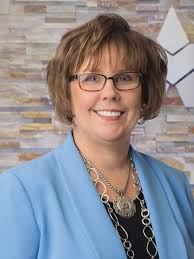 Get to Know: Suzanne Newell Vice President, Business Solutions Consultant