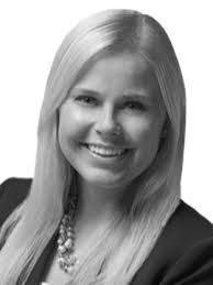 Heather Holt's Instagram, Twitter & Facebook