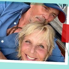 Anita (64) en John (61) ontmoetten elkaar ruim vijf jaar geleden op  Thuishaven: 'Ik voel nog altijd vlinders in mijn buik als ik haar zie'