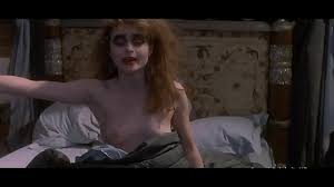 Helena Bonham Carter Showing Boobs in Getting It Right - XNXX.COM