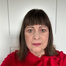 Denise Mccall's Instagram, Twitter & Facebook