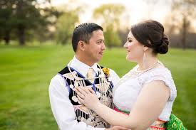 Researchers from the general public are being placed on a waiting list. Hannah And Kong Wedding Reception At 59 West Banquet Hall Highland Mi Lansing Michigan Wedding Photographer Heather Kanillopoolos