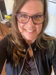 Happy Saturday friends ✌🏼