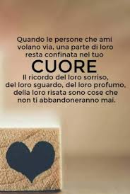 Prestare le sono da evitare anche false rassicurazioni o frasi stereotipatevolte ad una superficiale consolazione, poiché. Condoglianze Messaggi E Frasi Brevi Per Il Lutto