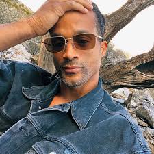 Eric Bison Dawkins (@prof_oak) • Instagram photos and videos