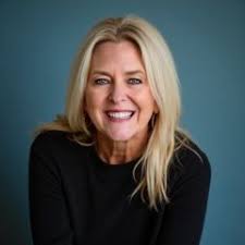 Lisa Trull's Instagram, Twitter & Facebook