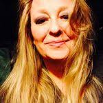 Sonya Grady's Instagram, Twitter & Facebook