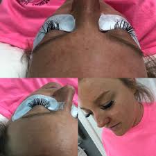 Wake Up Beautiful with Volume Eyelash extensions by Hannah
