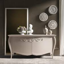 La camera da letto è lo spazio dove le persone riposano, dove si rilassano e si rilassano. Credenza Giusti Portos Jadore Arredamenti Franco Marcone