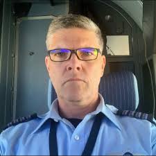 Happy Valentine's Day, Everyone! Today, I got to hang with Lola and her…