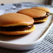 Recipe Chocolate Dorayaki Japanese Pancake Sandwich With Chocolate Custard Vegan Cheesecake Easy Japanese Pancake Chocolate Banana Smoothie