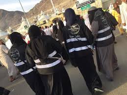 الأعمال التطوعية في الحج تجذب أبناء الوطن مجلة سيدتي
