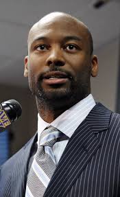 Michael Huff passes Ravens physical, news conference today