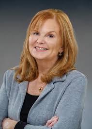 Town &amp; Style 4.5.23 by St. Louis Town &amp; Style