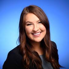 Allison Capps's Instagram, Twitter & Facebook