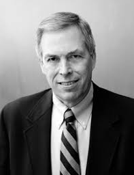 THE NELSON A. ROCKEFELLER CENTER AT DARTMOUTH COLLEGE ANNUAL REPORT  2004–2005