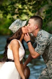 The Best Military Wedding And Engagement Photos Ideas Novia Militar Fotos De Pareja Militar Boda Militar