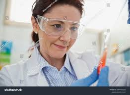 61+ Thousand Lab Technician Test Tube Royalty-Free Images, Stock Photos &  Pictures