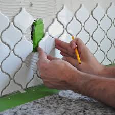 How To Install Kitchen Backsplash Lantern Tile Excellent And Thorough Tutorial Diy Kitchen Backsplash Diy Backsplash Diy Tile Backsplash