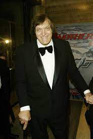 The film deviates significantly from the novel. Richard Kiel Actor Who Played James Bond Villain Jaws Dies