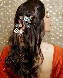 20 Unique And Trending Bridal Hair Accessories For The Indian Bride