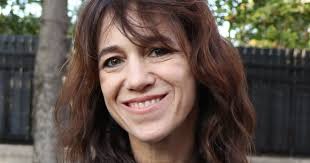Charlotte Gainsbourg très mitigée à l'idée de revenir vivre en France
