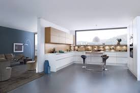 kuche in weiss matt oder hochglanz was ist besser kuchenfinder kuchen design kuchen mobel kuche weiss holz
