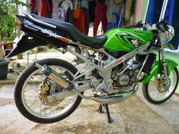 7 gambar modifikasi ninja ss warna merah modif simple biaya murah via gtxconcept.blogspot.co.id. Ninja Ss Modif