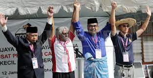 The seat became vacant after the election court on 30 november 2018 declared the incumbent barisan nasional (bn) member of parliament of malaysian indian congress (mic). Saingan 4 Penjuru Di Cameron Highlands