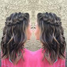 Homecoming Hairstyle Half Up Half Down Short Medium Lob Waves Braids Twi Peinados Cabello Corto Trenzas En Pelo Corto Peinados Con Trenzas