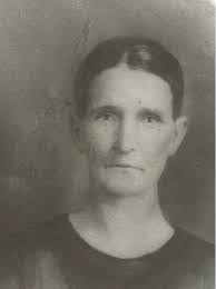 Lydia Belcher's Instagram, Twitter & Facebook