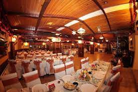 Maybe you would like to learn more about one of these? Restaurant Casa Romaneasca Restaurante Brasov