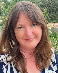 We are thrilled to have amazing Suzanne Bolton with us as our VIC this year  and into 2025!! Suzanne is a brilliant kinesiologist and pioneer of VitaVi.  She brings her kind, gentle,