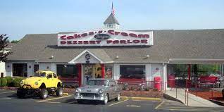 Coffee shop with pastries, pizzas. The 10 Best Branson Restaurants That Locals Love