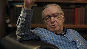 For almost 30 years he has written essays on classical philosophy, political science, and traditional symbolism. 1s4wxtazcqs4sm
