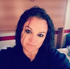 Shelly Greenlee's Instagram, Twitter & Facebook