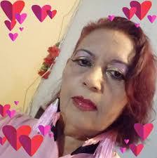 Rowena Bowen's Instagram, Twitter & Facebook