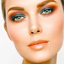 Apply shadow to the center of the lid above the pupil and blend outwardly using a soft, round tip brush. How To Apply Eyeshadow With A Wow Factor Artdeco Makeup Tips