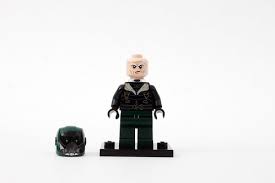Defeat the boss to get the character. Lego Marvel Super Heroes Spider Man Homecoming Beware The Vulture 76083 Review The Brick Fan