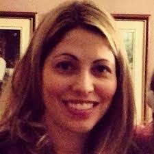 Lisa Laviolette's Instagram, Twitter & Facebook