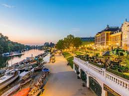 Content must be related to richmond, bc. Awesome Places In Richmond London Recommended By Locals