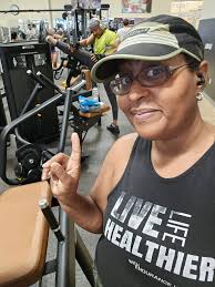 Hey what's up guys! Hope your weeks are going good!! Here are some progress  pics