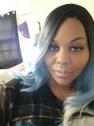 Can snakes be trained to perform circus tricks?